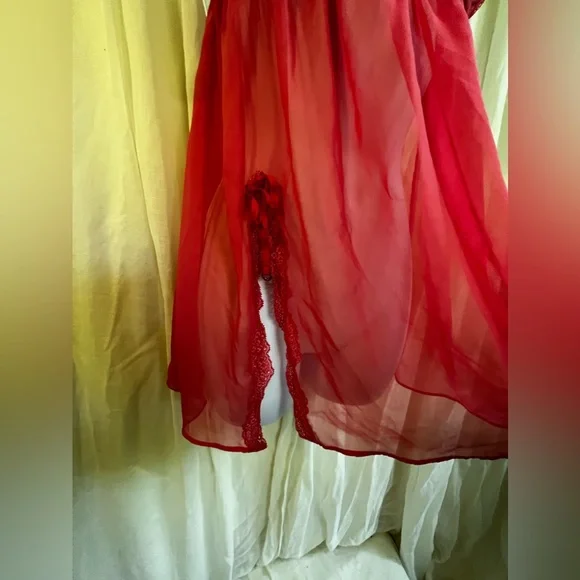 Victoria’s Secret hot pink chemise slip - Picture 2 of 8